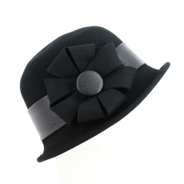 Black Wool Felt Cloche Hat with Flower - Traclet