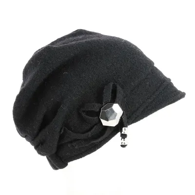 Beret Wool Beanie with Black visor - Traclet Reference: 8861 | Traclet Hat Shop