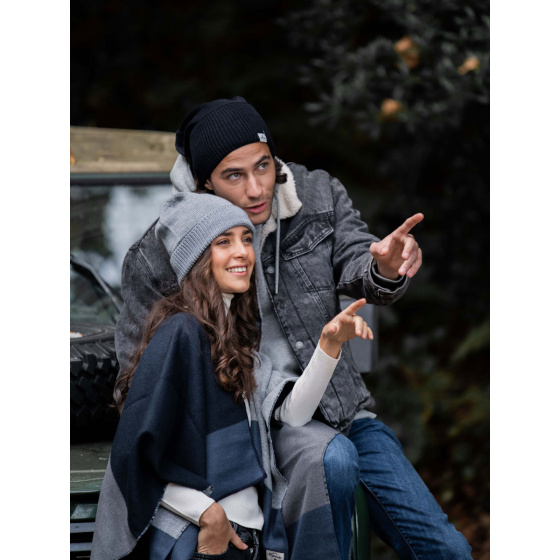 Paris Black Oversized Beanie made in France - Pipolaki Paris Black Oversized Beanie made in France - Pipolaki