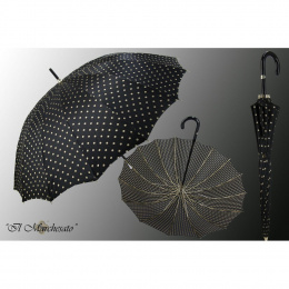Umbrella with dots