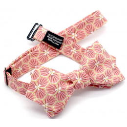 Japanese Pink Coral Bow Tie - Le Coq En Pap