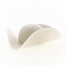 Large White Tricorn - Traclet