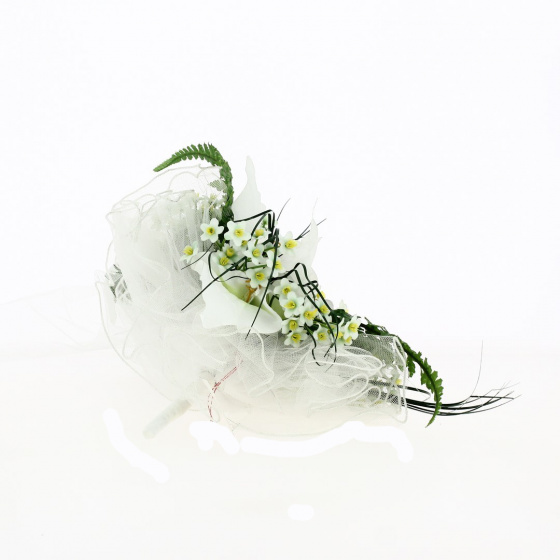 White Lily Wedding Bouquet - Traclet